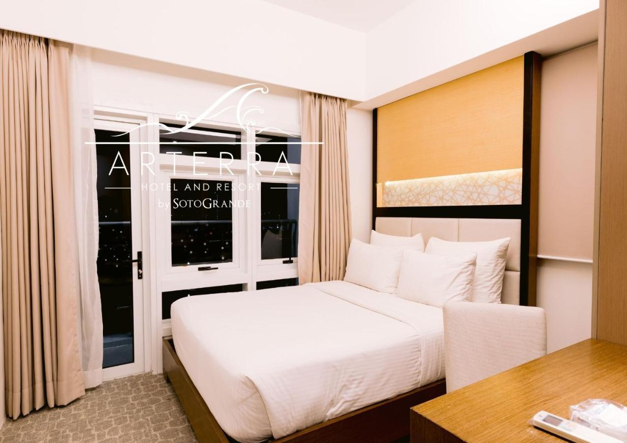 Arterra Hotel And Resort Lapu-Lapu City Exterior photo