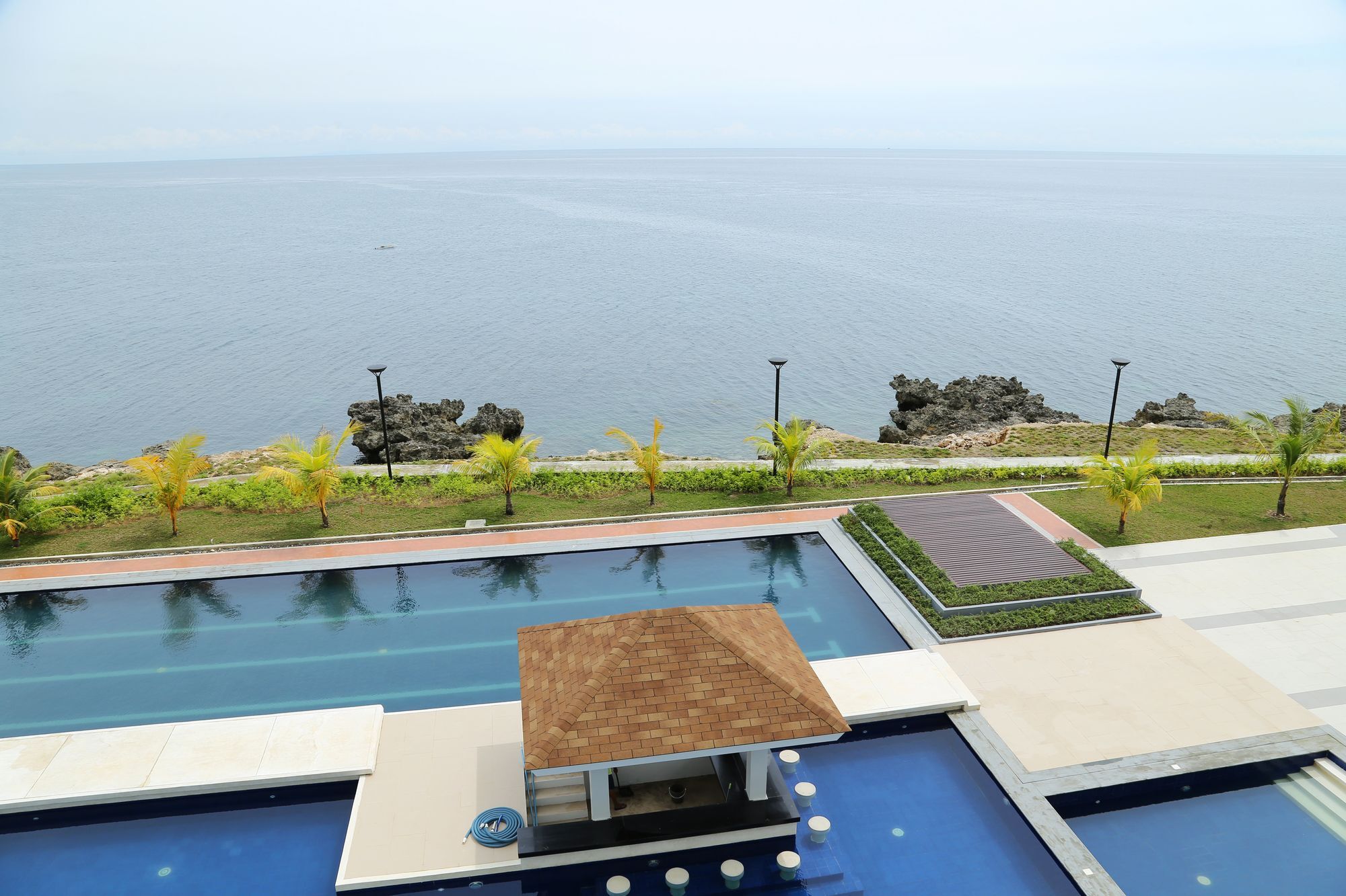 Arterra Hotel And Resort Lapu-Lapu City Exterior photo